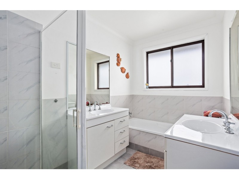 30 McGregor Avenue, Barrack Heights NSW 2528