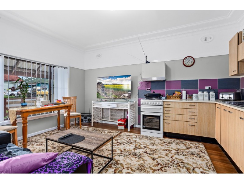 30 McGregor Avenue, Barrack Heights NSW 2528