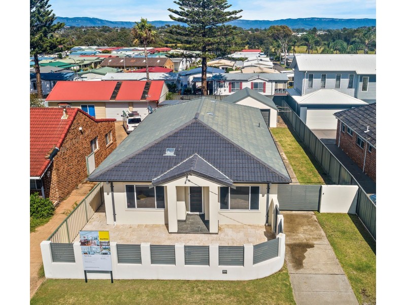 130 Osborne Parade, Warilla NSW 2528