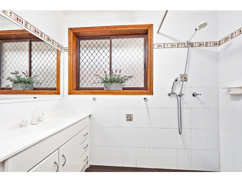 5 Conway Crescent, Blackbutt NSW 2529