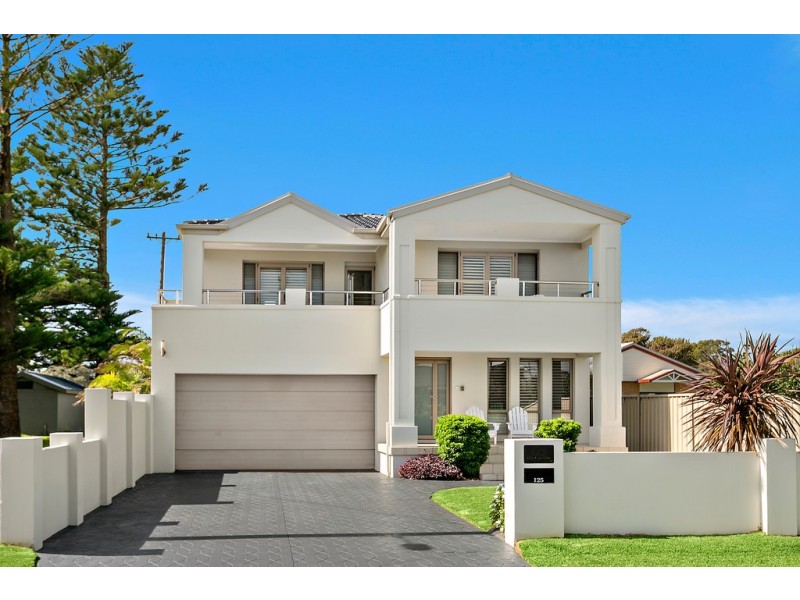 125 Little Lake Crescent, Warilla NSW 2528