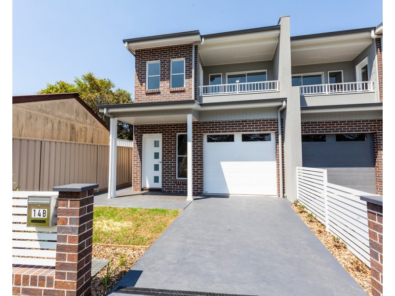 14B Moore Street, Oak Flats NSW 2529
