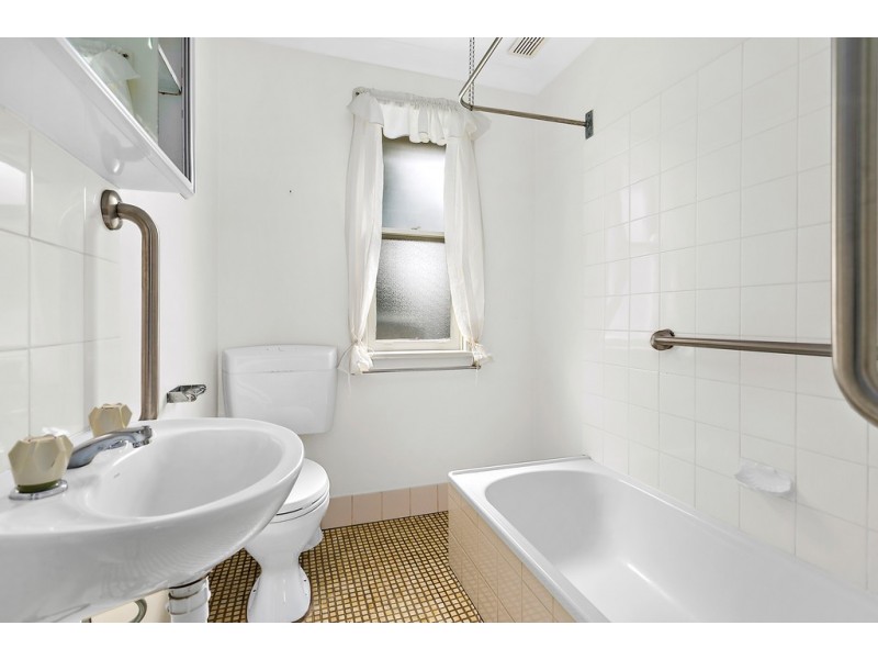 3 Martin Street, Warilla NSW 2528