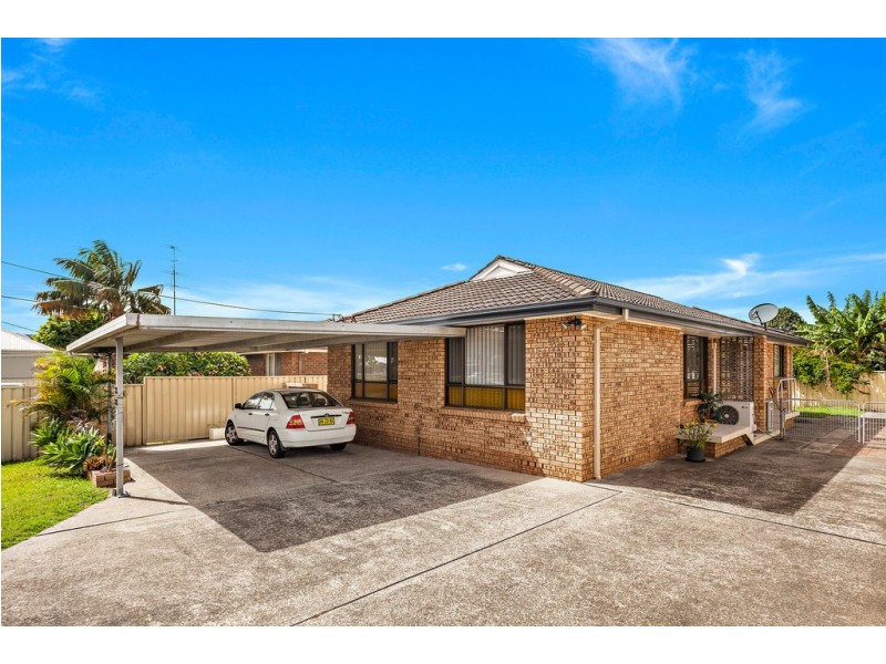 5 Lake Entrance Road, Warilla NSW 2528