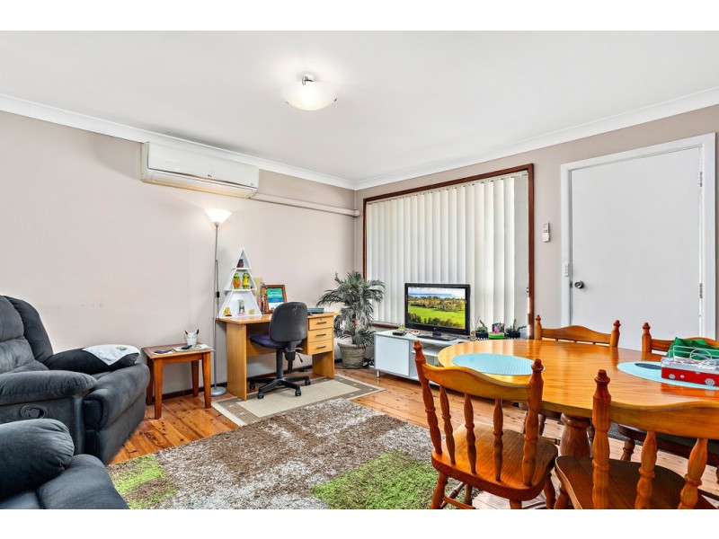 5 Lake Entrance Road, Warilla NSW 2528