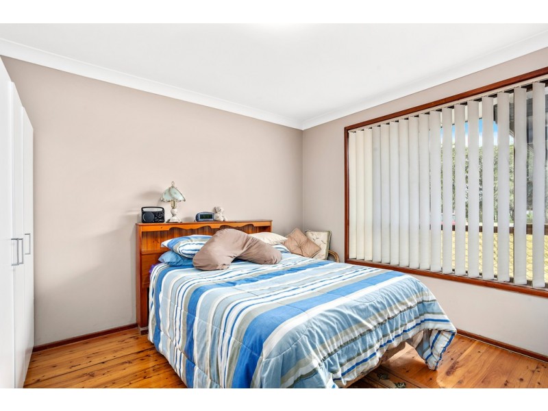 5 Lake Entrance Road, Warilla NSW 2528