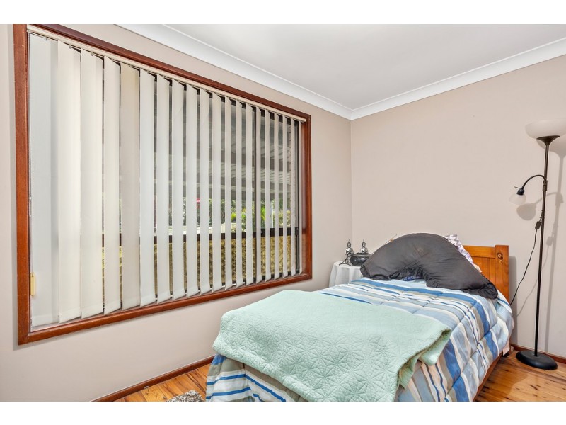 5 Lake Entrance Road, Warilla NSW 2528