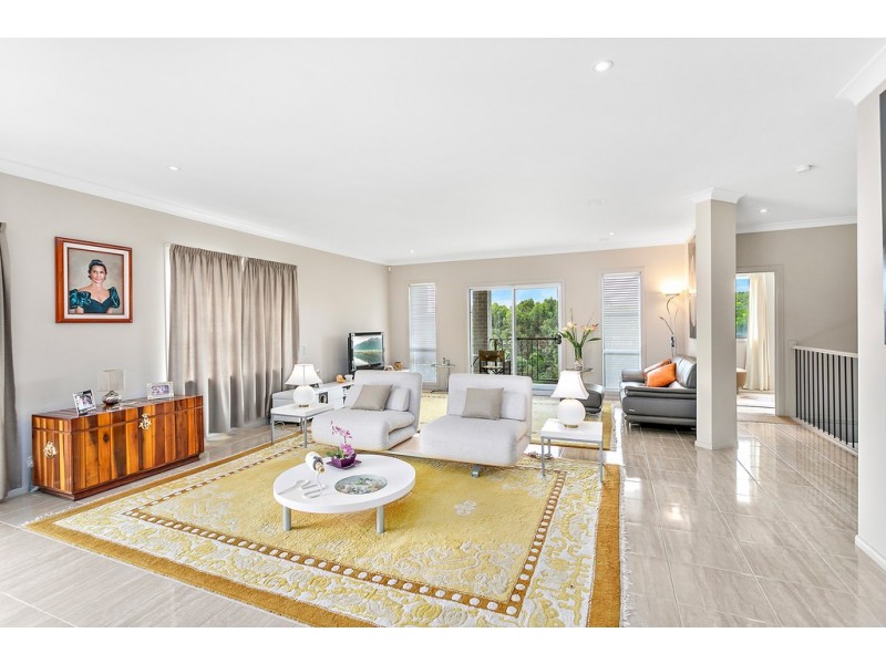 42 Southern Cross Boulevard, Shell Cove NSW 2529