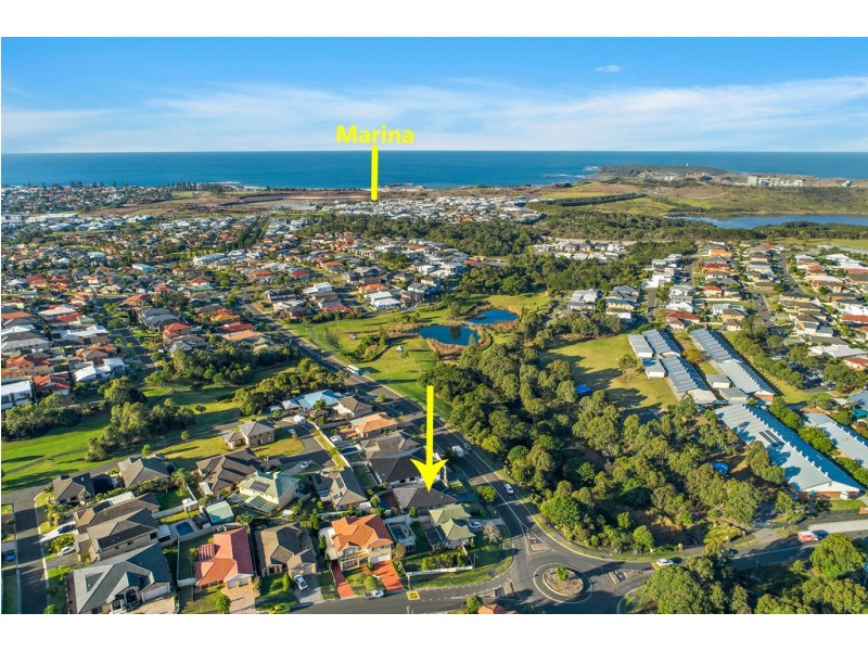 42 Southern Cross Boulevard, Shell Cove NSW 2529