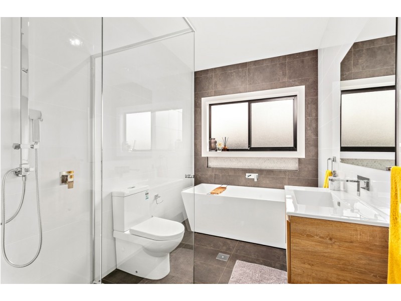 43A Merrett Avenue, Cringila NSW 2502