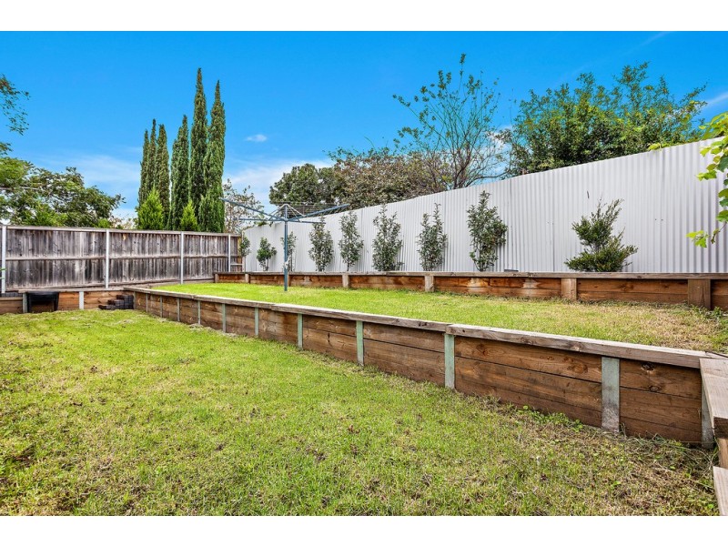 43A Merrett Avenue, Cringila NSW 2502