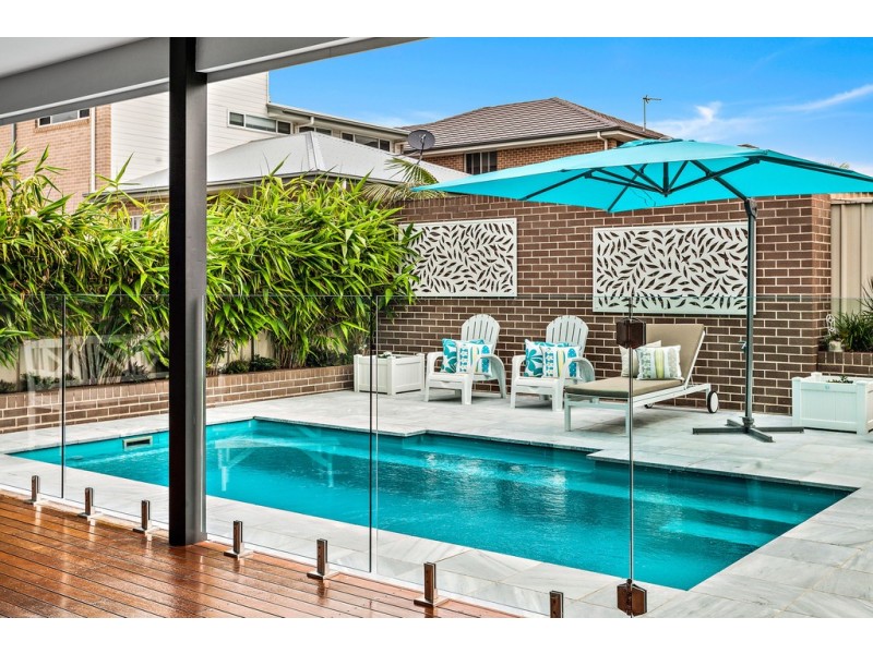 6 Outrigger Place, Shell Cove NSW 2529