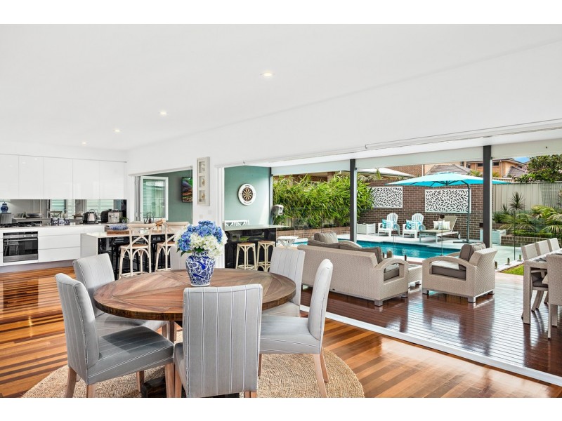 6 Outrigger Place, Shell Cove NSW 2529