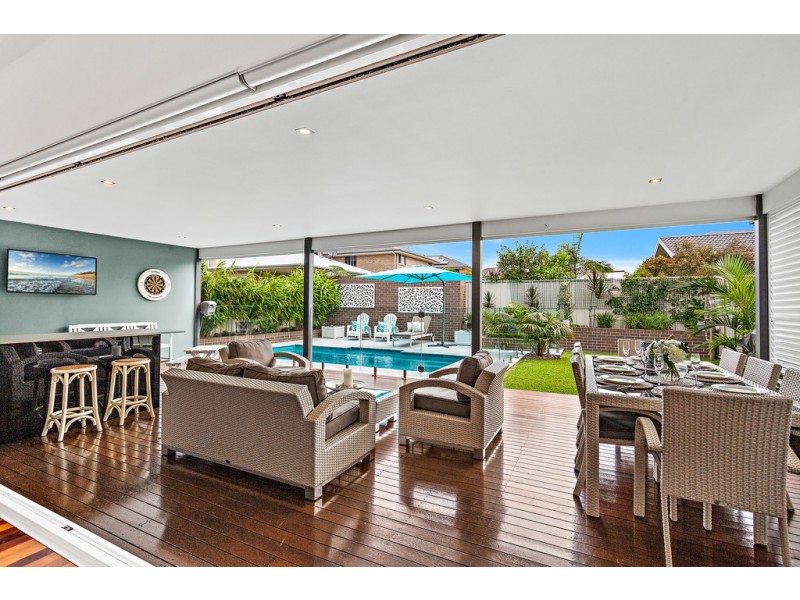 6 Outrigger Place, Shell Cove NSW 2529