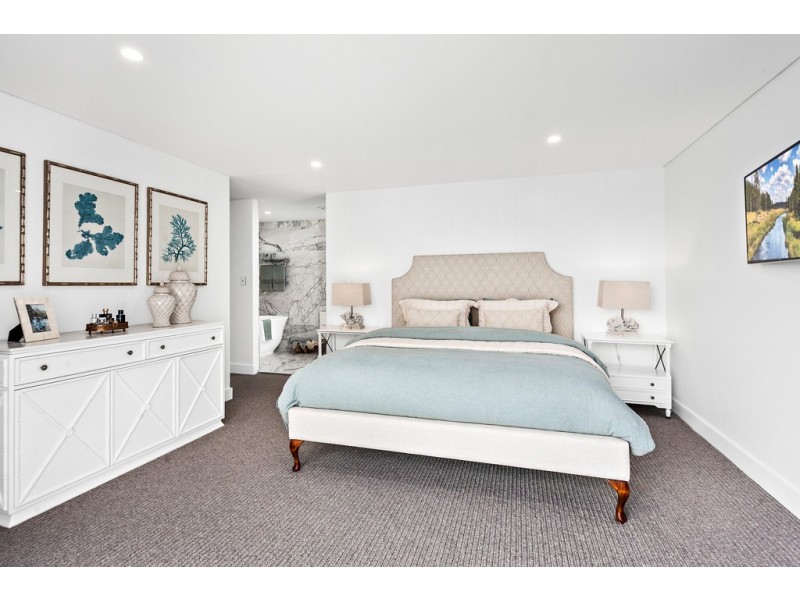 12 Red Sands Avenue, Shell Cove NSW 2529