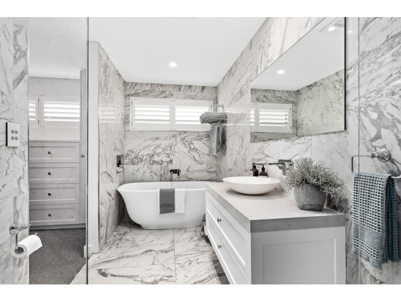 12 Red Sands Avenue, Shell Cove NSW 2529