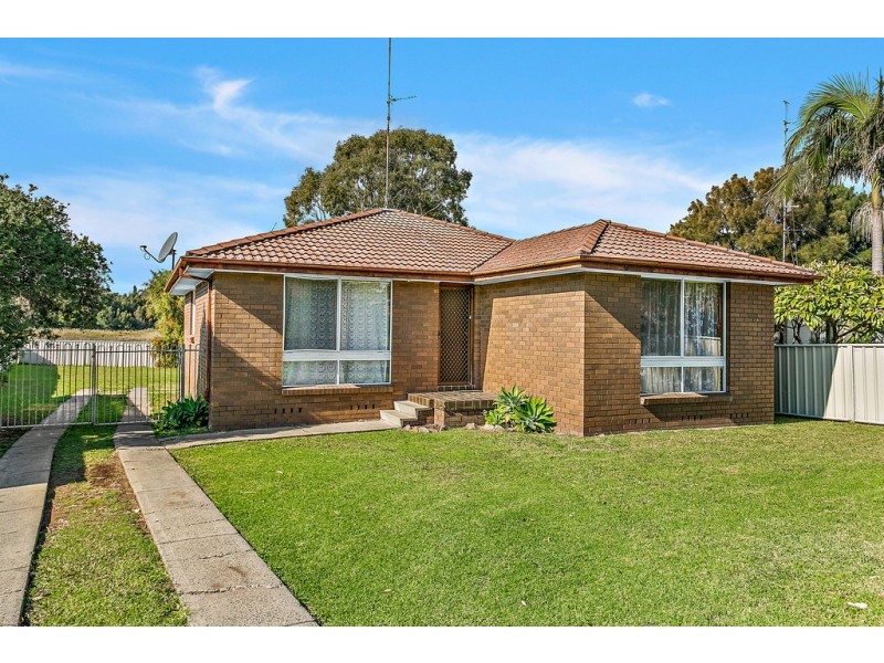 25 Ocean Beach Drive, Shellharbour NSW 2529