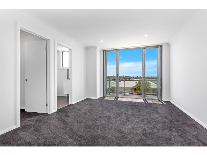 40 Shallows Drive, Shell Cove NSW 2529