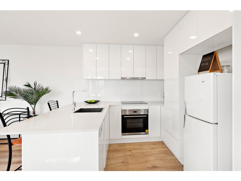 7B Burroo Street, Albion Park Rail NSW 2527