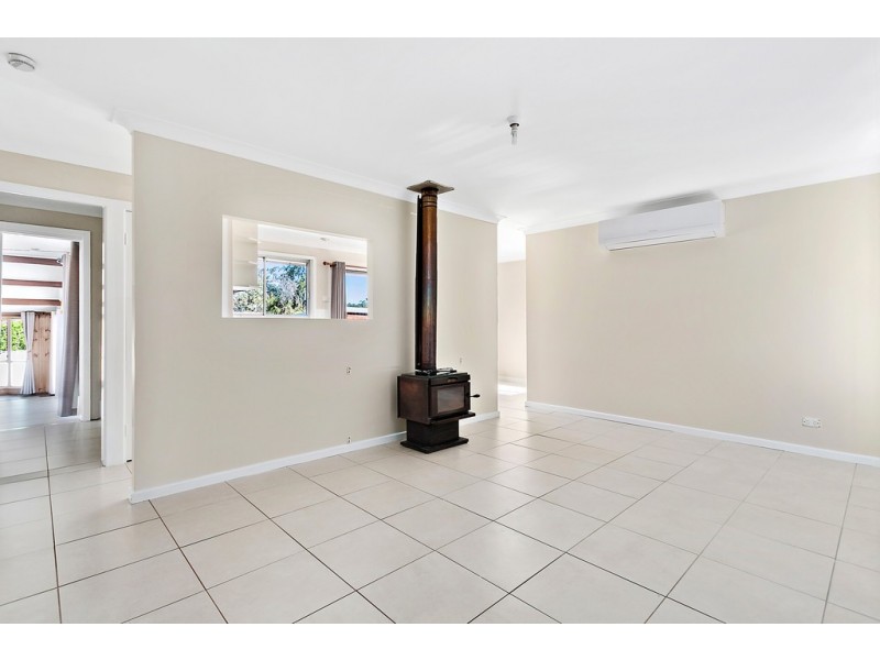 73 Griffiths Street, Oak Flats NSW 2529