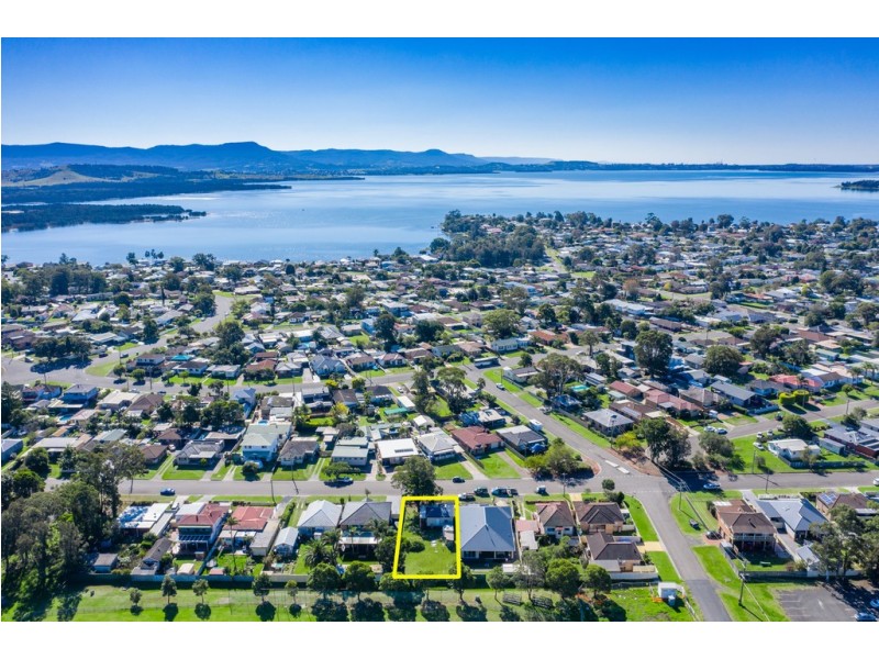 101 Fisher Street, Oak Flats NSW 2529