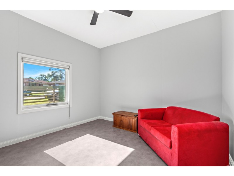 101 Fisher Street, Oak Flats NSW 2529