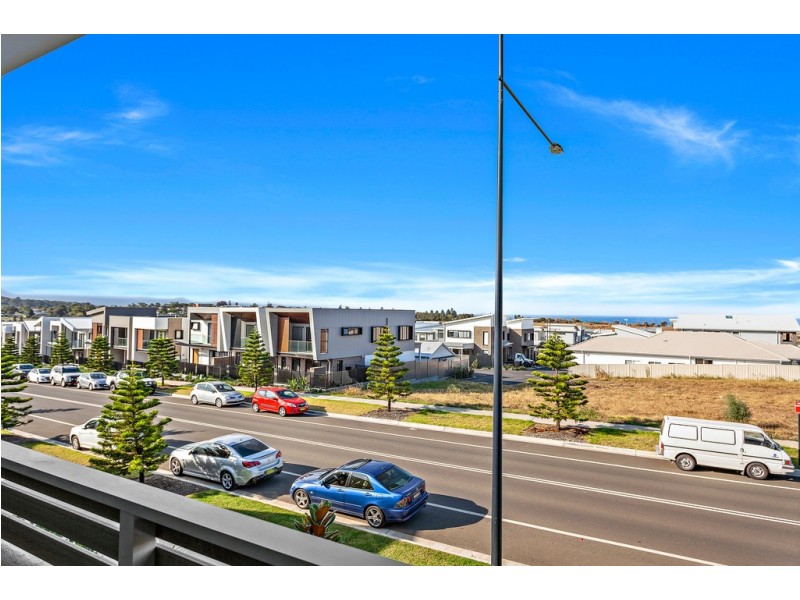 128 Harbour Boulevard, Shell Cove NSW 2529