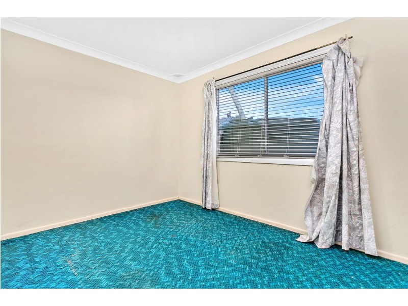15 Central Avenue, Oak Flats NSW 2529