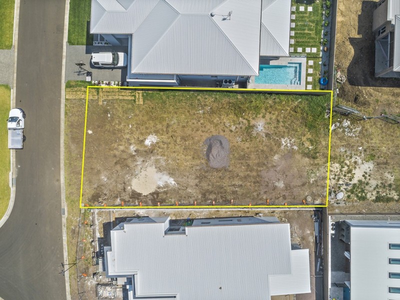 11 Pier Avenue, Shell Cove NSW 2529