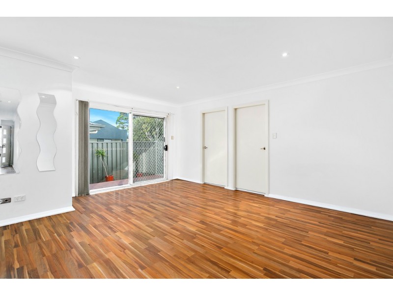 1/36 Wentworth Street, Oak Flats NSW 2529