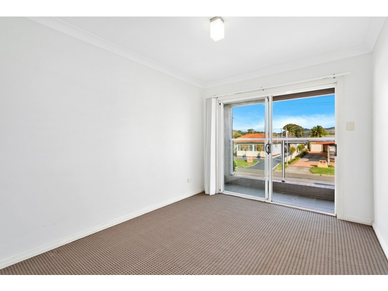 1/36 Wentworth Street, Oak Flats NSW 2529