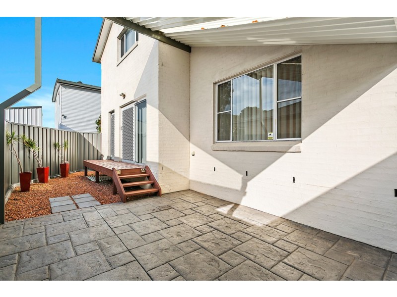 1/36 Wentworth Street, Oak Flats NSW 2529