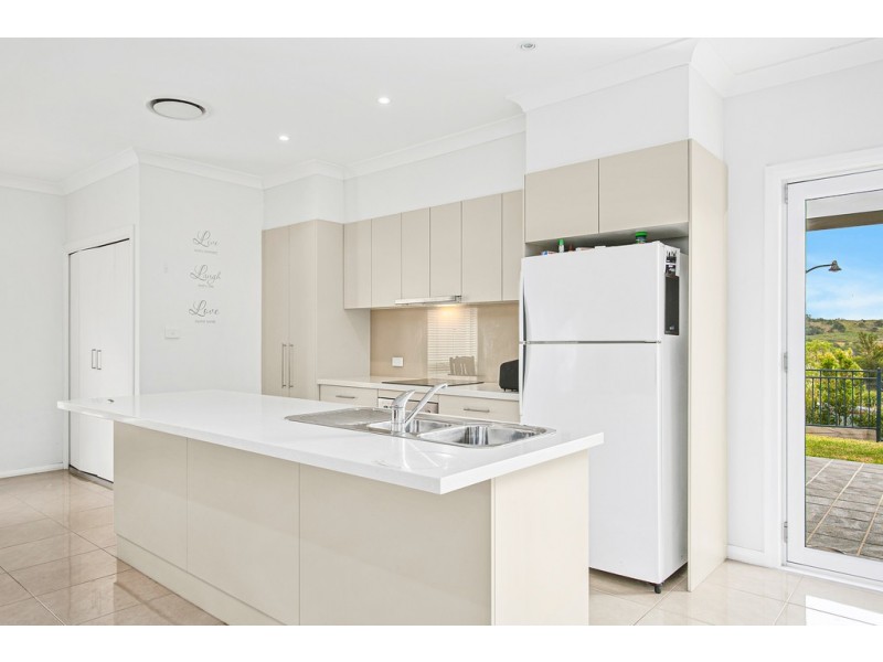 15 Augusta Parkway, Shell Cove NSW 2529