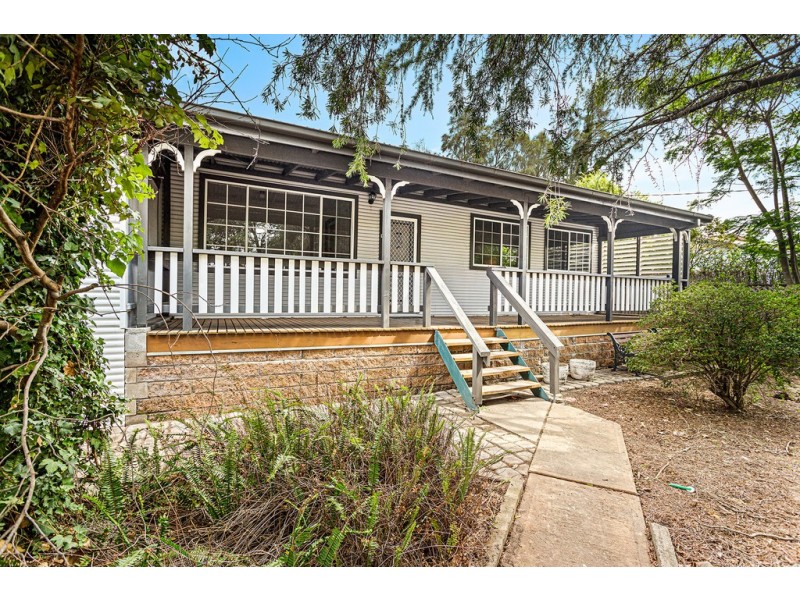 1 Fisher Street, Oak Flats NSW 2529
