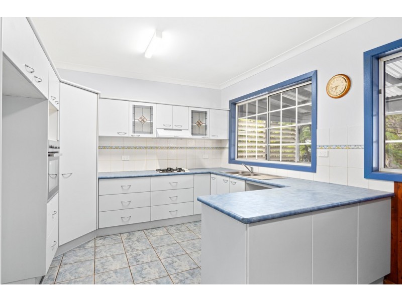 1 Fisher Street, Oak Flats NSW 2529