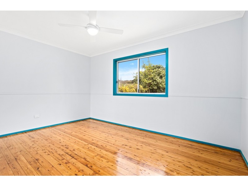 1 Fisher Street, Oak Flats NSW 2529