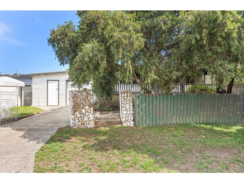 1 Fisher Street, Oak Flats NSW 2529