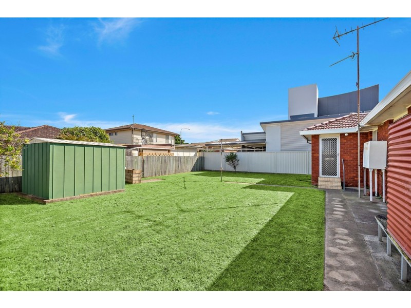 31 Murrie Street, Windang NSW 2528
