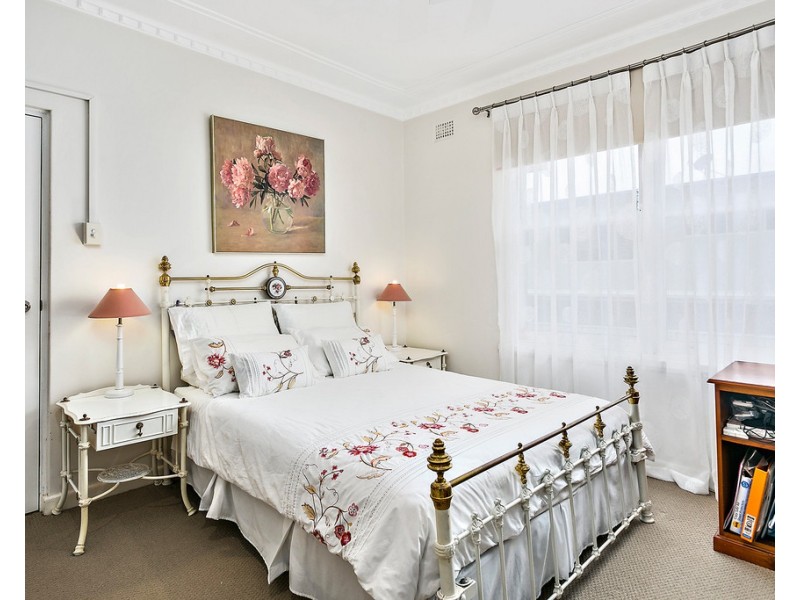 11 Towns Street, Shellharbour NSW 2529