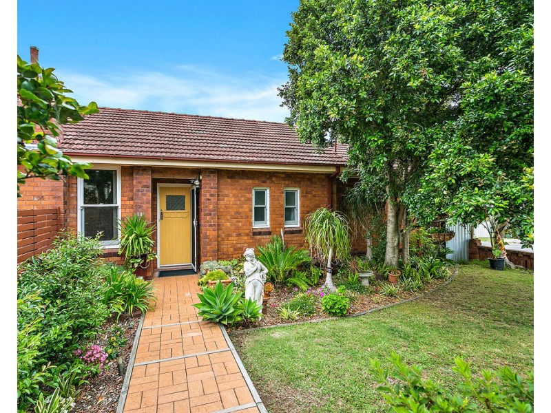 11 Towns Street, Shellharbour NSW 2529