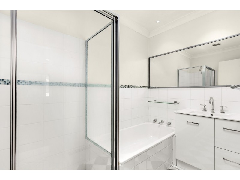 8/6 Blackbutt Way, Barrack Heights NSW 2528