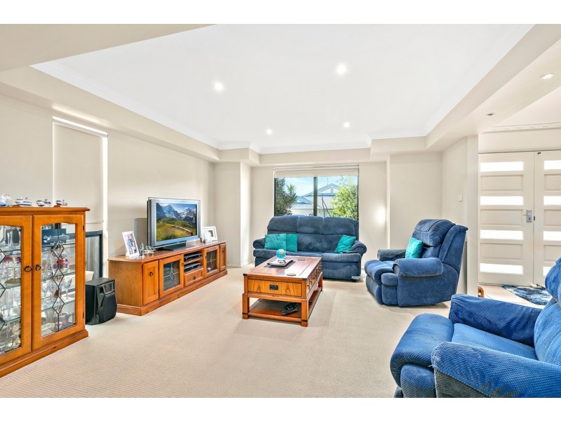 6 Todd Link, Albion Park NSW 2527