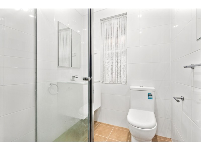 2 Madigan Boulevard, Mount Warrigal NSW 2528