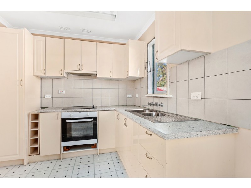 15 Morgan Avenue, Mount Warrigal NSW 2528