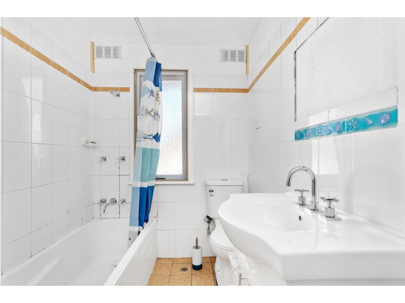 15 Morgan Avenue, Mount Warrigal NSW 2528