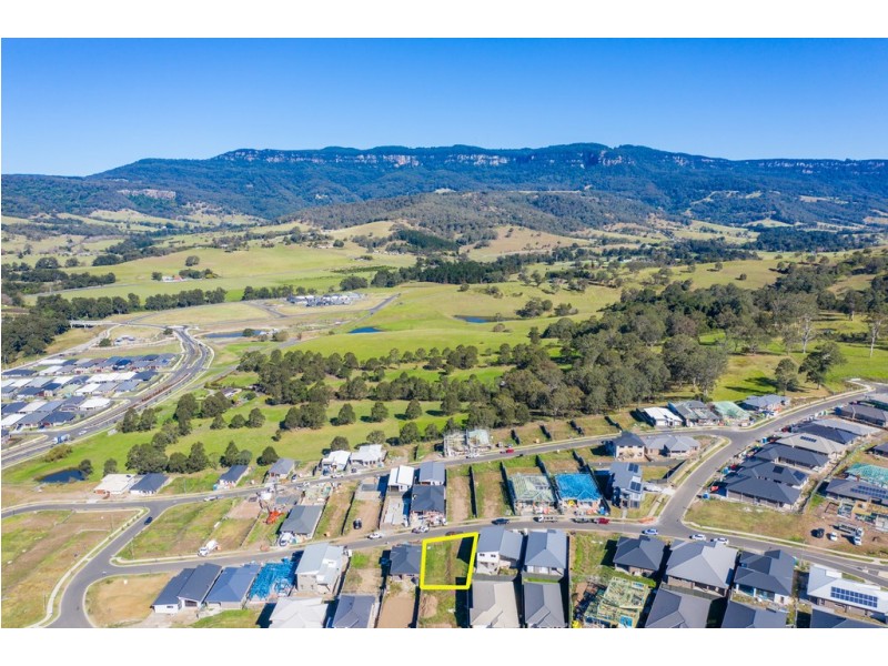 16 Brotheridge Avenue, Calderwood NSW 2527