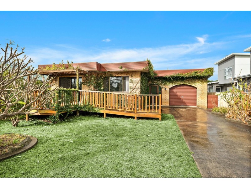 16 Karoo Street, Albion Park Rail NSW 2527