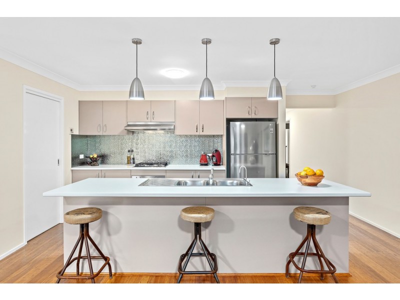 13 Peninsula Avenue, Haywards Bay NSW 2530