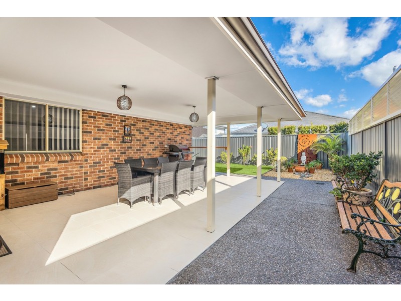 13 Peninsula Avenue, Haywards Bay NSW 2530