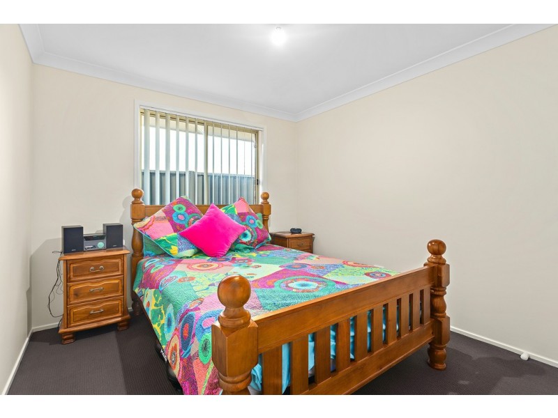 13 Peninsula Avenue, Haywards Bay NSW 2530